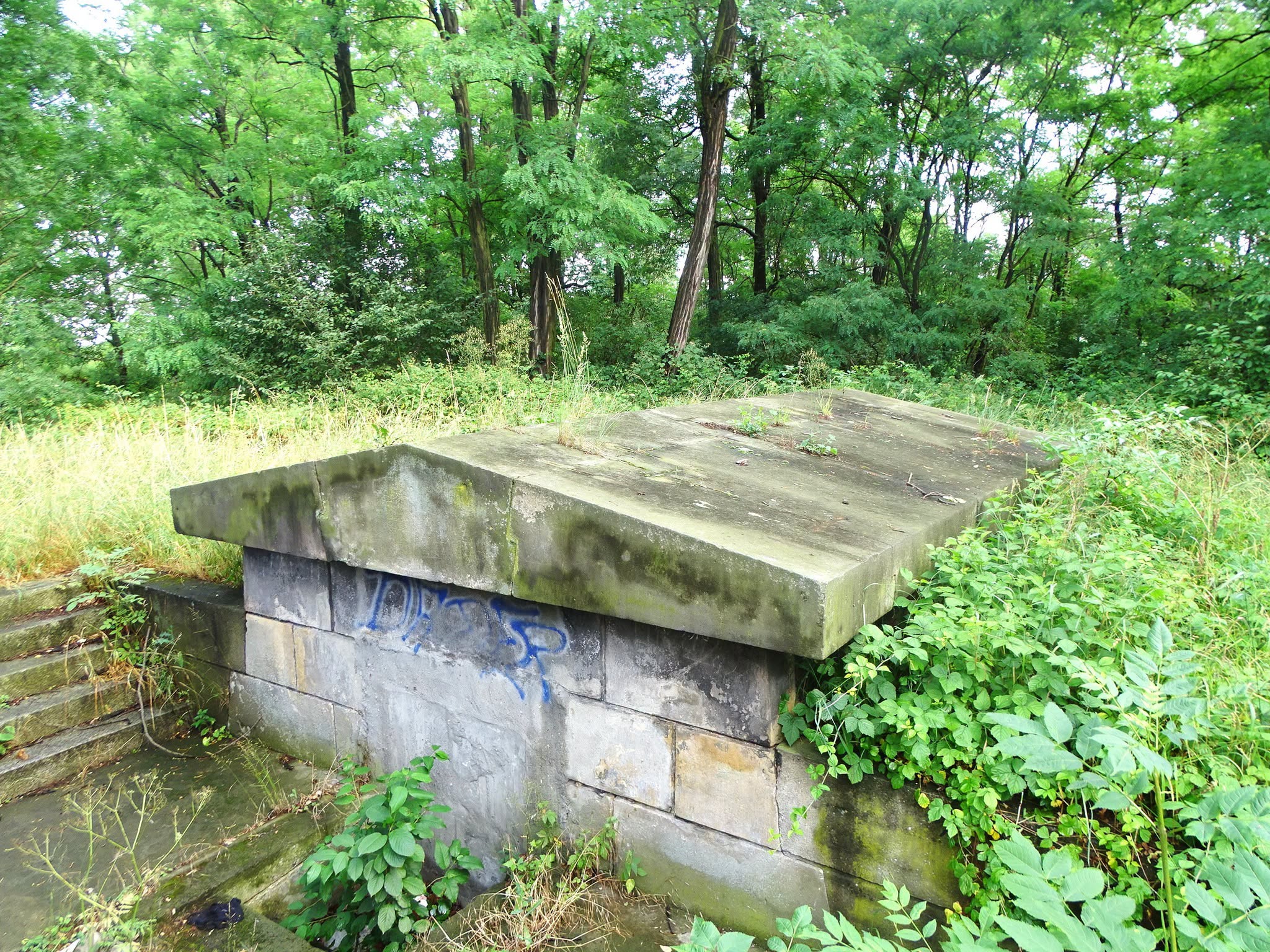 grobowiec.jpg